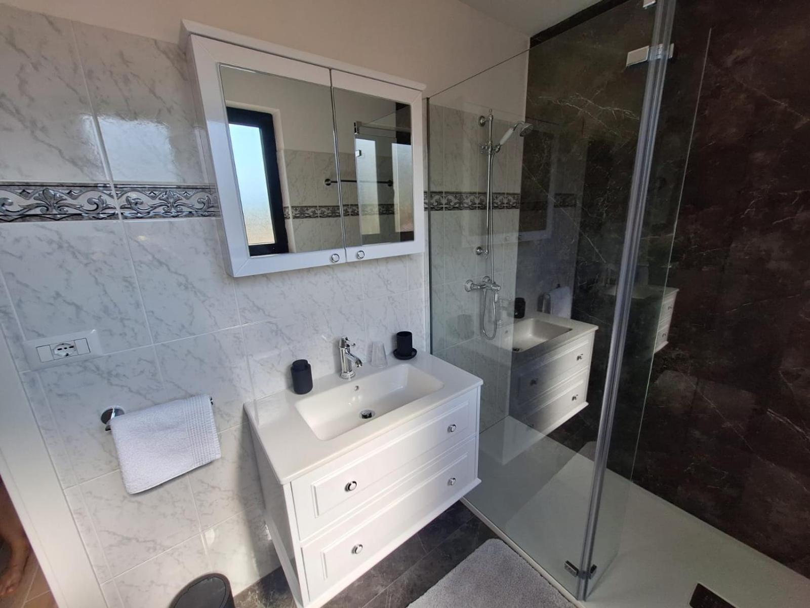 Villa "Pied-A-Terre" Residence & Spa Umag Ngoại thất bức ảnh