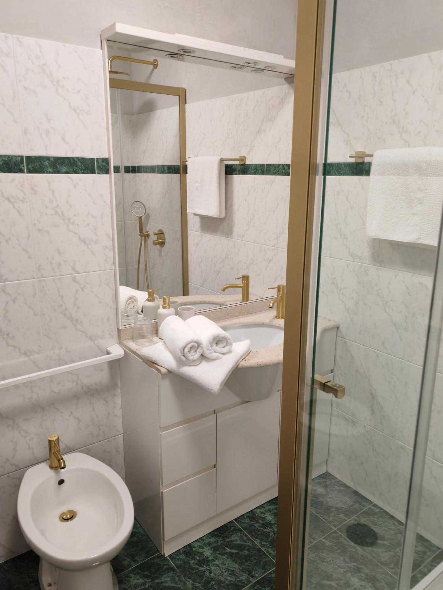 Villa "Pied-A-Terre" Residence & Spa Umag Ngoại thất bức ảnh